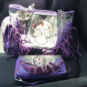 A cowgirl trendy matching purse and wallet